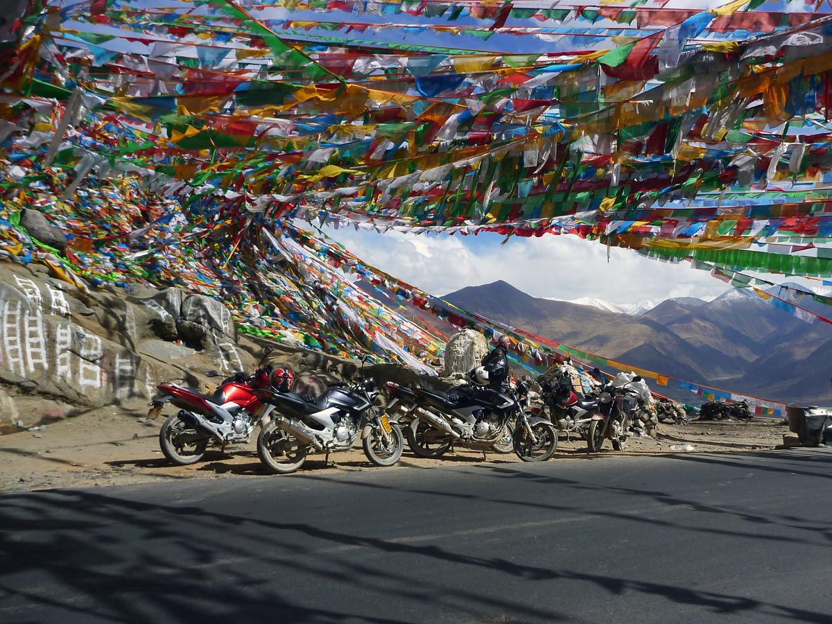 AsiaBikeTours_Tibet_Lhasa_Everest_05.jpg