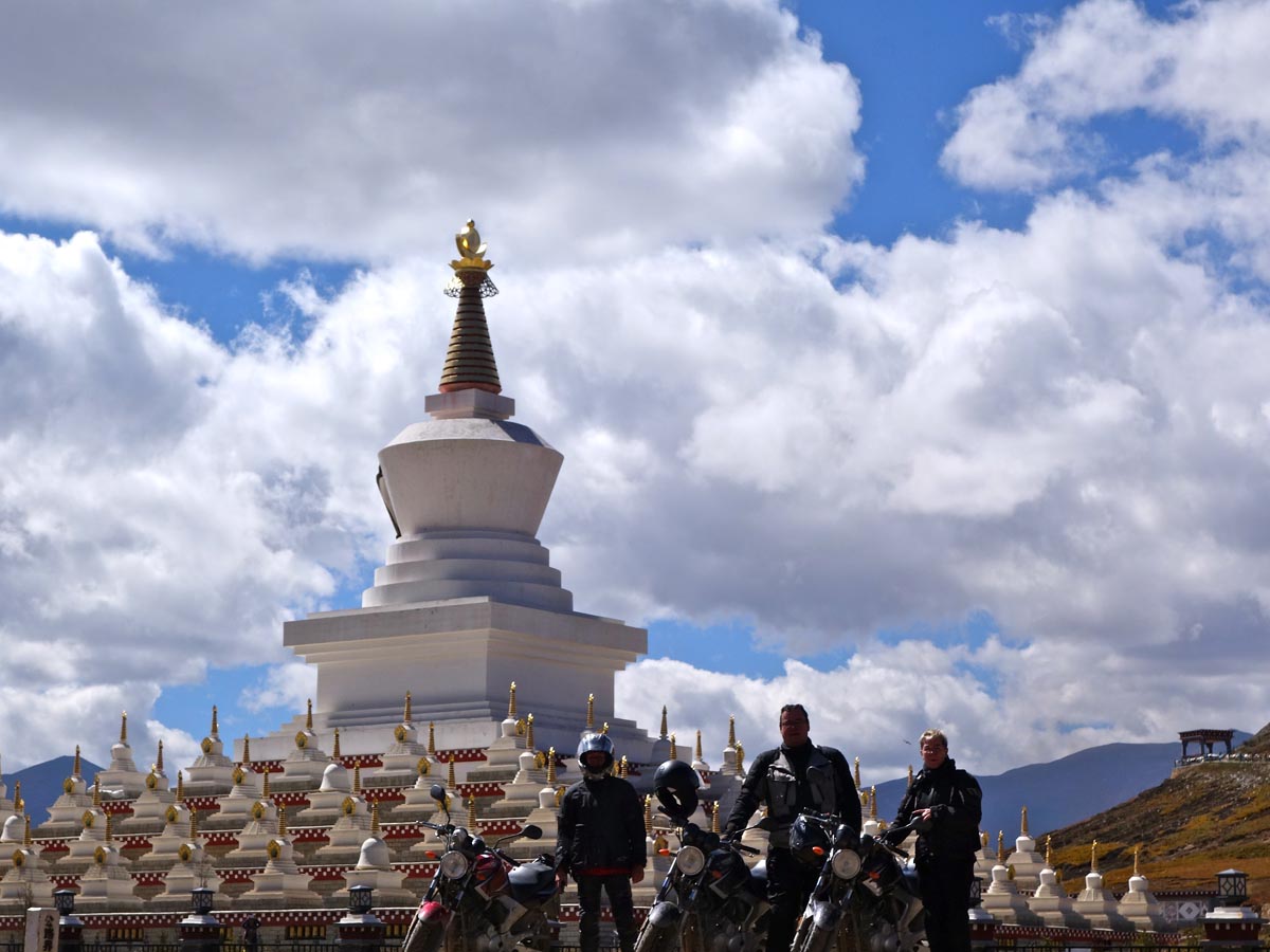 AsiaBikeTours_Tibet_Overland_24.jpg